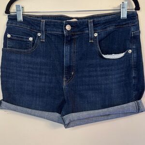 Levi’s High Rise Cut-Off Shorts